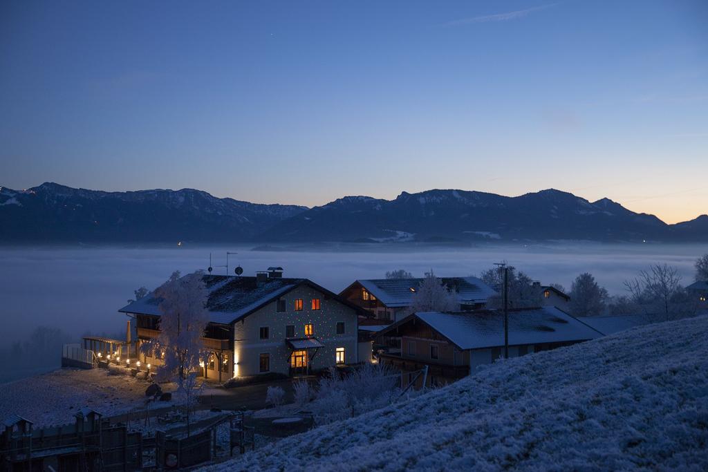 Berg Hotel Weingarten Garni Rimsting Exteriör bild